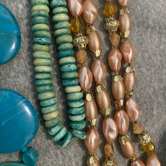 Beaded Jewelry Lot - Picture 10 of 12